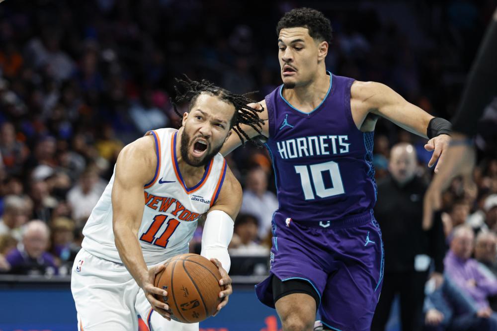 首畏尾的 首畏尾的